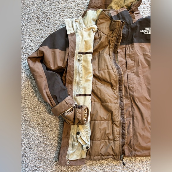 Men’s North Face Insulated Triclimate Jacket, Size Large - Picture 6 of 10